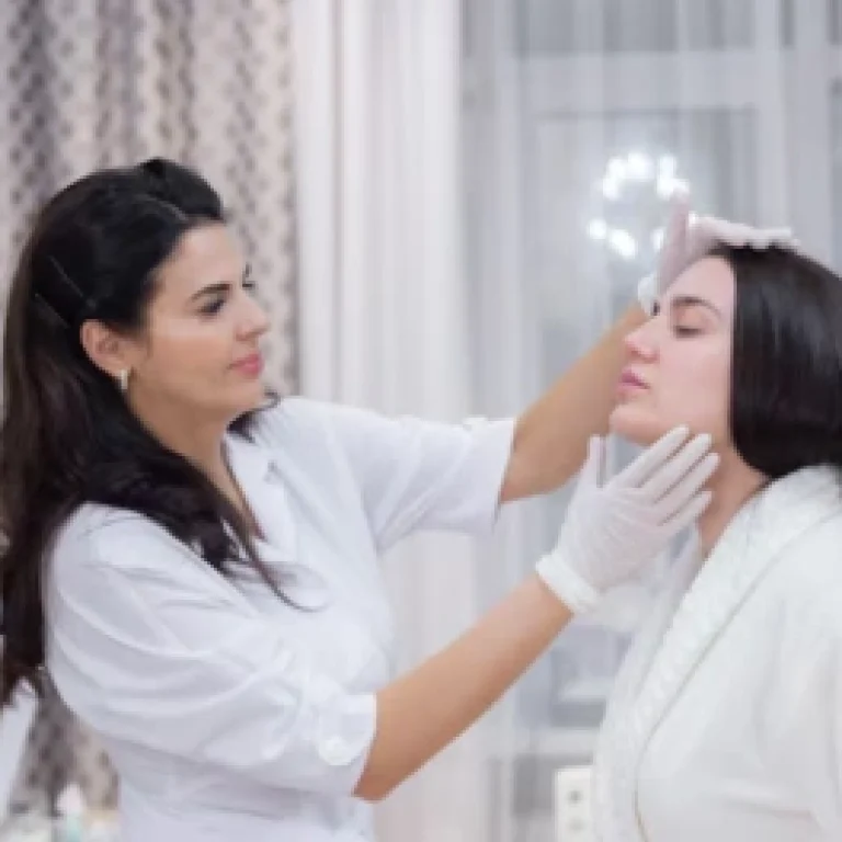 When Should You Visit a Dermatologist? Early Signs You Shouldn’t Ignore